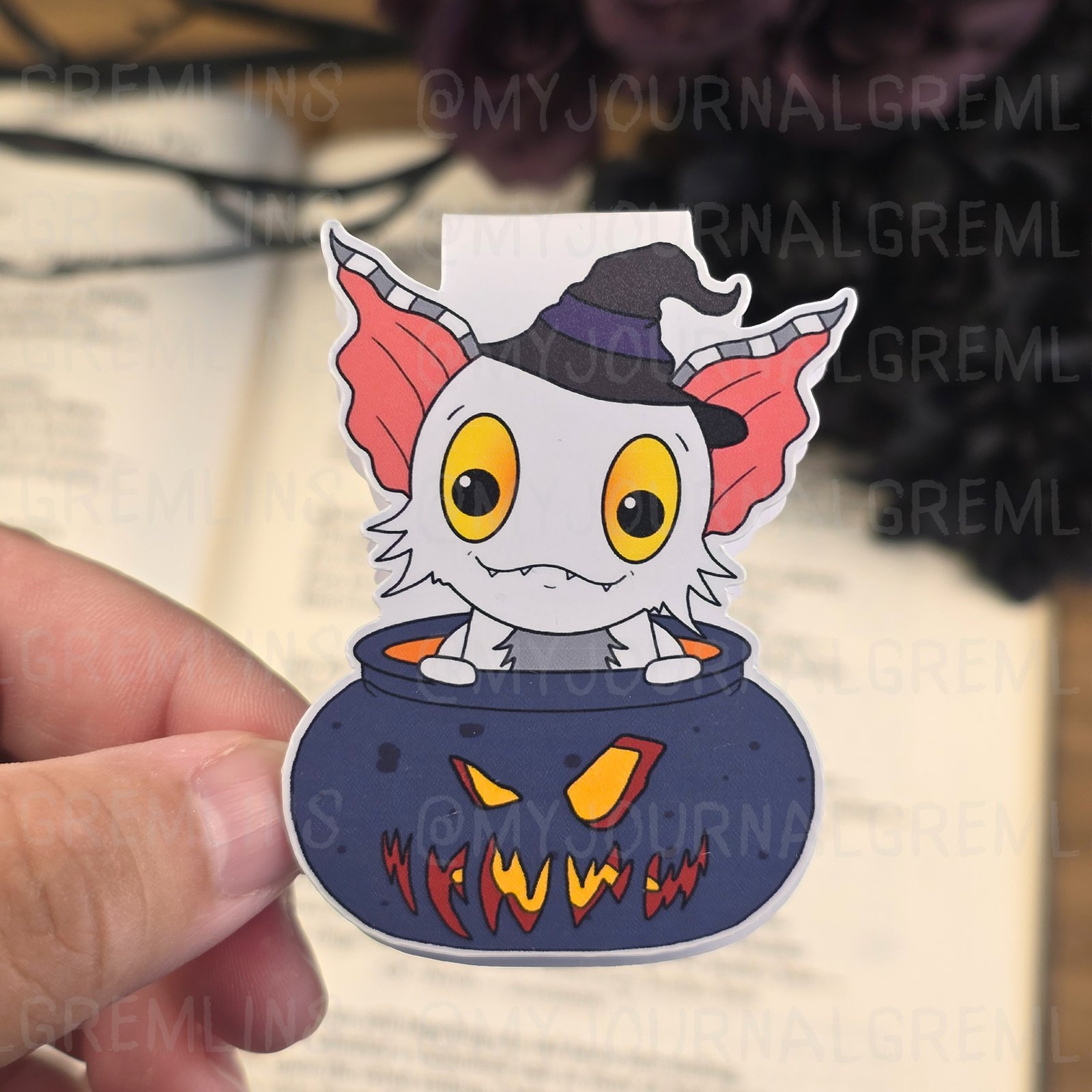 Grimmie Halloween Cauldron Magnetic Bookmark - Image 2